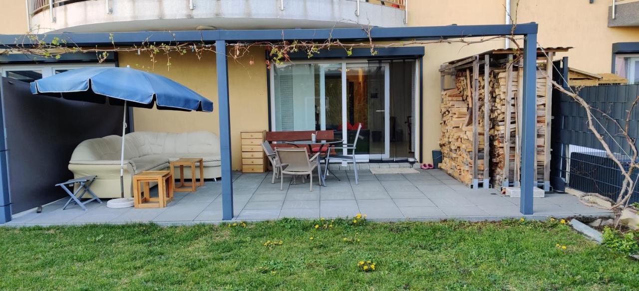 Апартаменты Ebenerdig Mit Terrasse & Garten, Wlan & Parkplatz! Self Check-In & Check-Out! Schwedenofen! Аугген Экстерьер фото